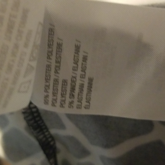 3/$25 Susan Graver Size XS Black White Cold Shoulder Dress - Picture 6 of 6